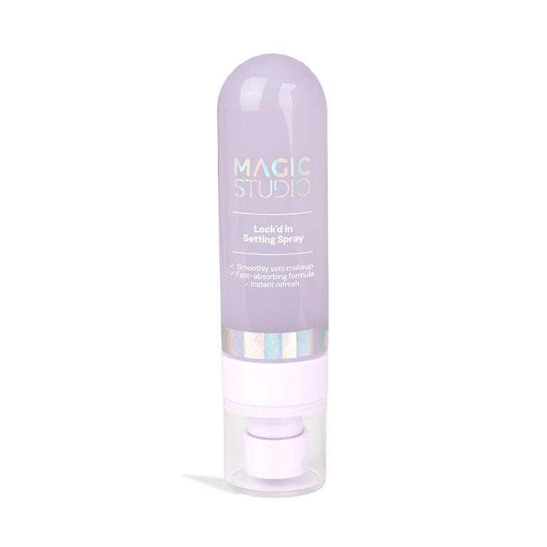 MAGIC STUDIO SPRAY FIJADOR CON TEXTURA LIGERA Y FÓRMULA NO PEGAJOSA 90ML